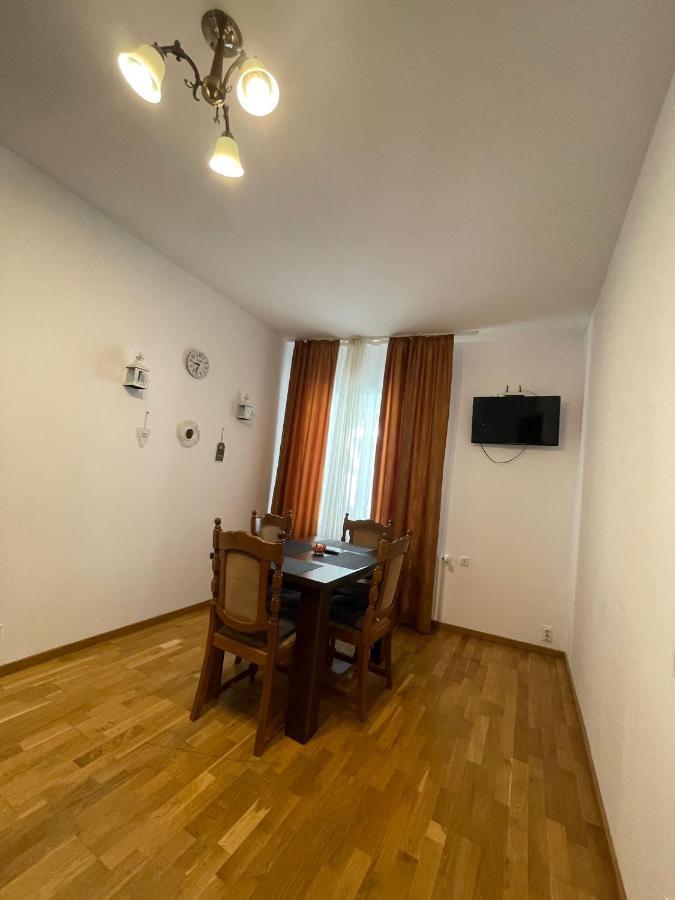 Londof Schei Apartments - Downtown บราชอฟ ภายนอก รูปภาพ